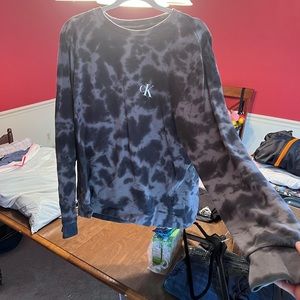 Calvin Klein white & black sweater